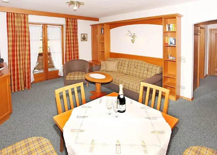 Bergkristall Apartman *